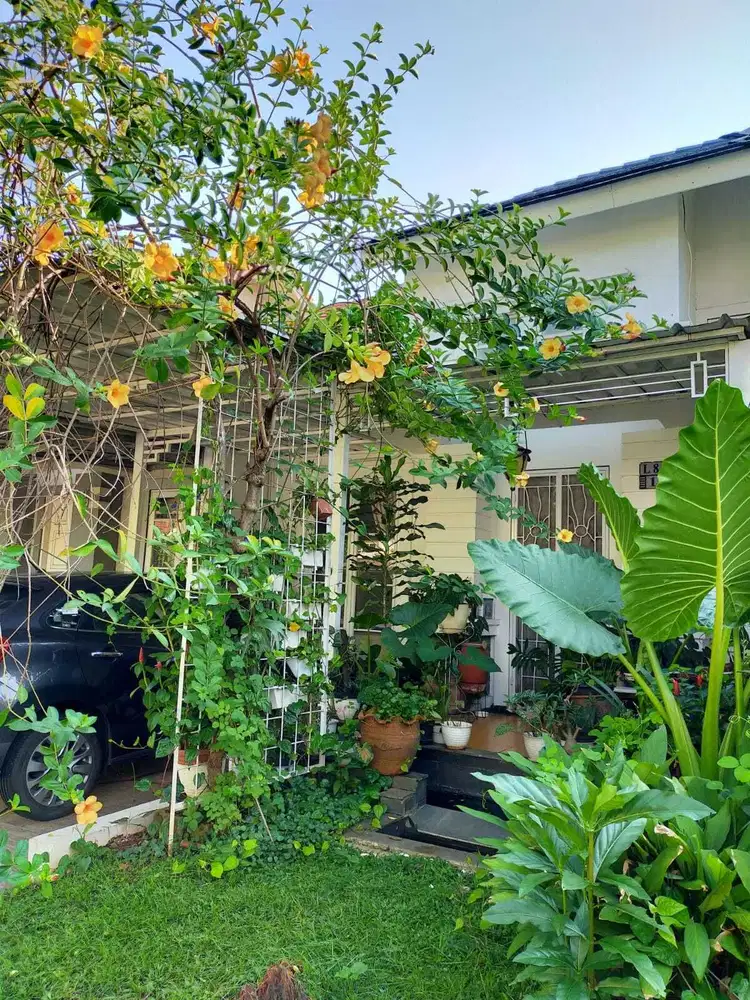 Rumah Murah Semi Furniahed di Legenda Wisata Cibubur