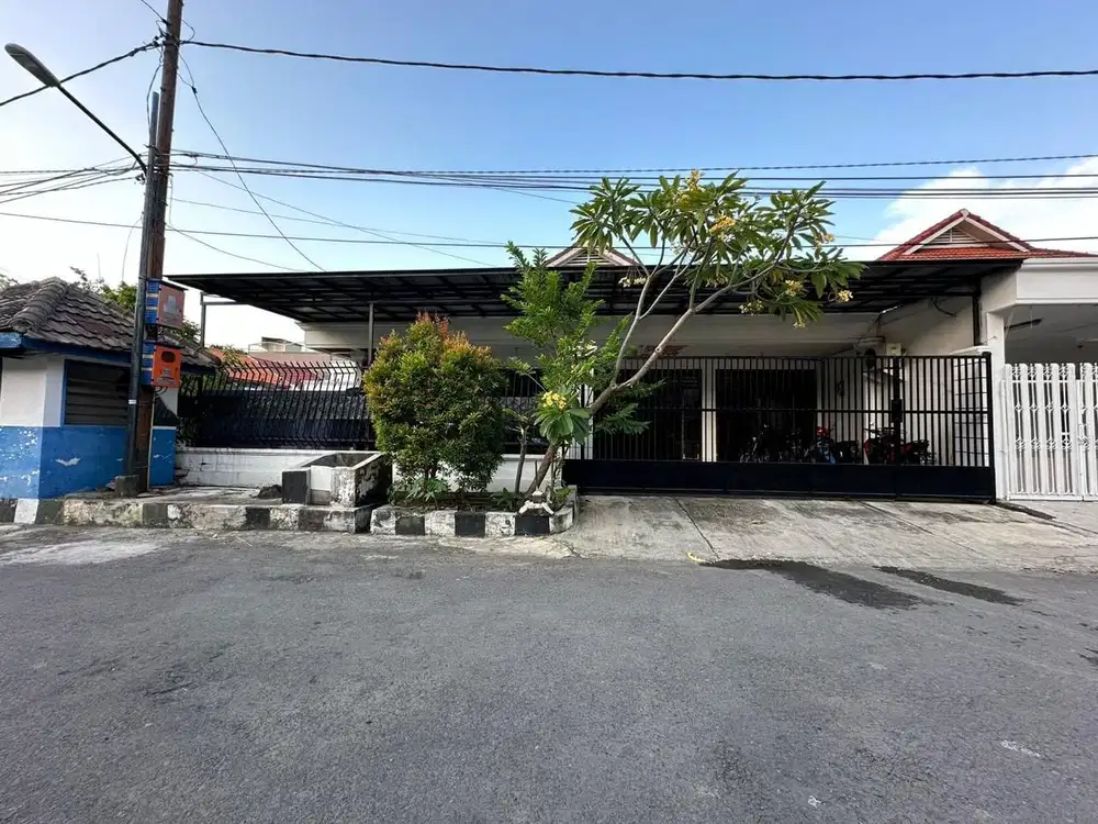 Rumah Hook Darmo baru barat hitung tanah dkt HR,dukuh Kupang,mayjend