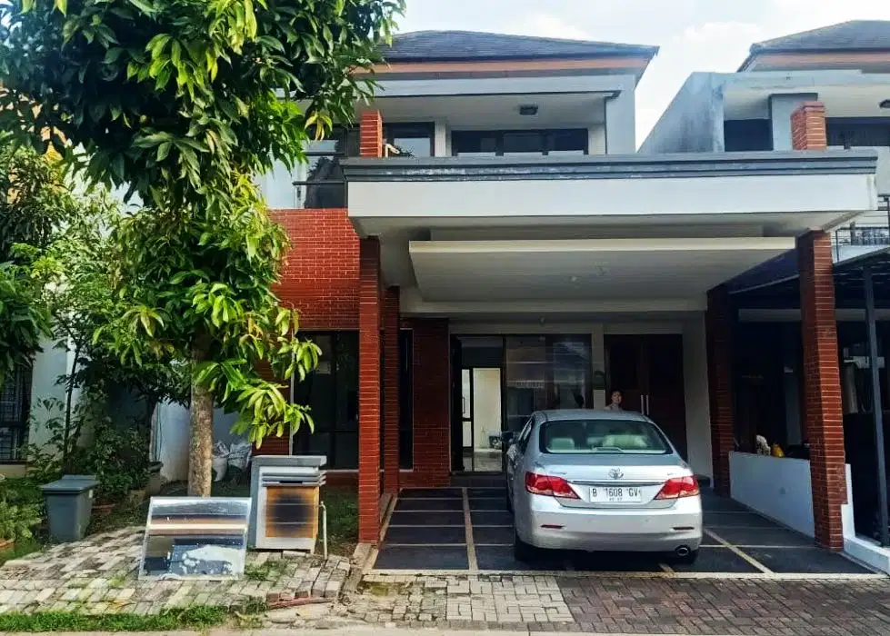 Disewakan rumah 2 Lantai di Greencove BSD City Serpong