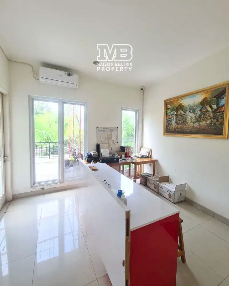 RUMAH/TEMPAT USAHA BAGUS DAN STRATEGIS DI LENGKONG GUDANG TIMUR, BSD