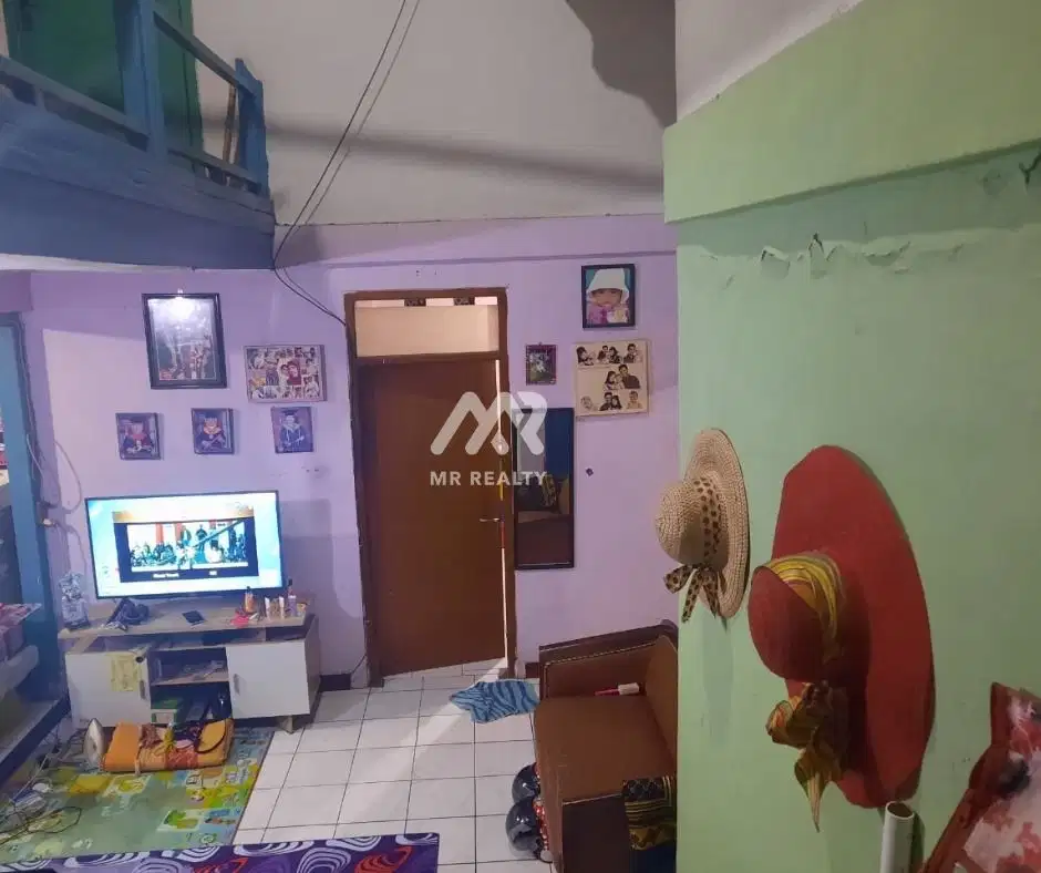 Dijual Rumah Lama  Komplek Riung Cisaranten Kidul