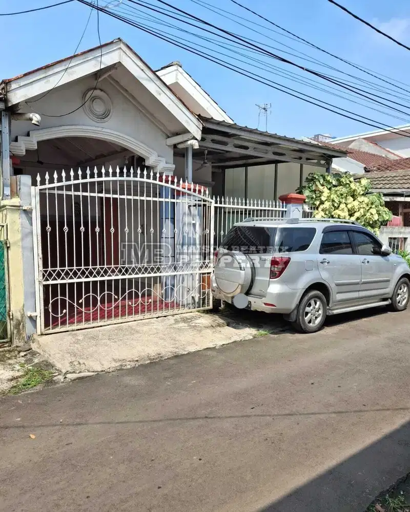RUMAH RAPI LOKASI STRATEGIS DI GRIYA LOKA BSD CITY - TANGSEL (EV)