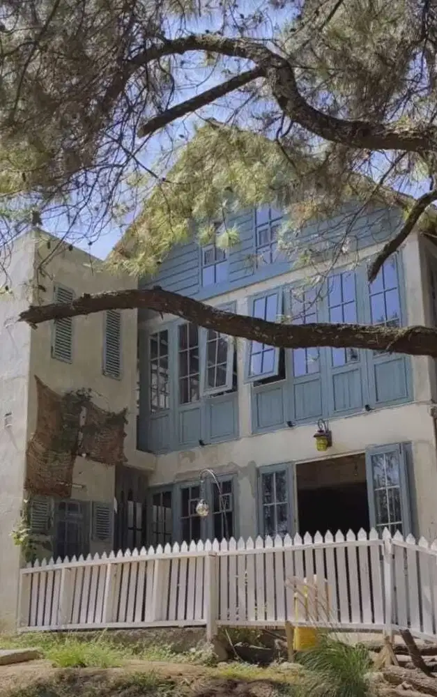 Dijual Kavling 336 m2 SHM ada bangunan di Pondok HIjau