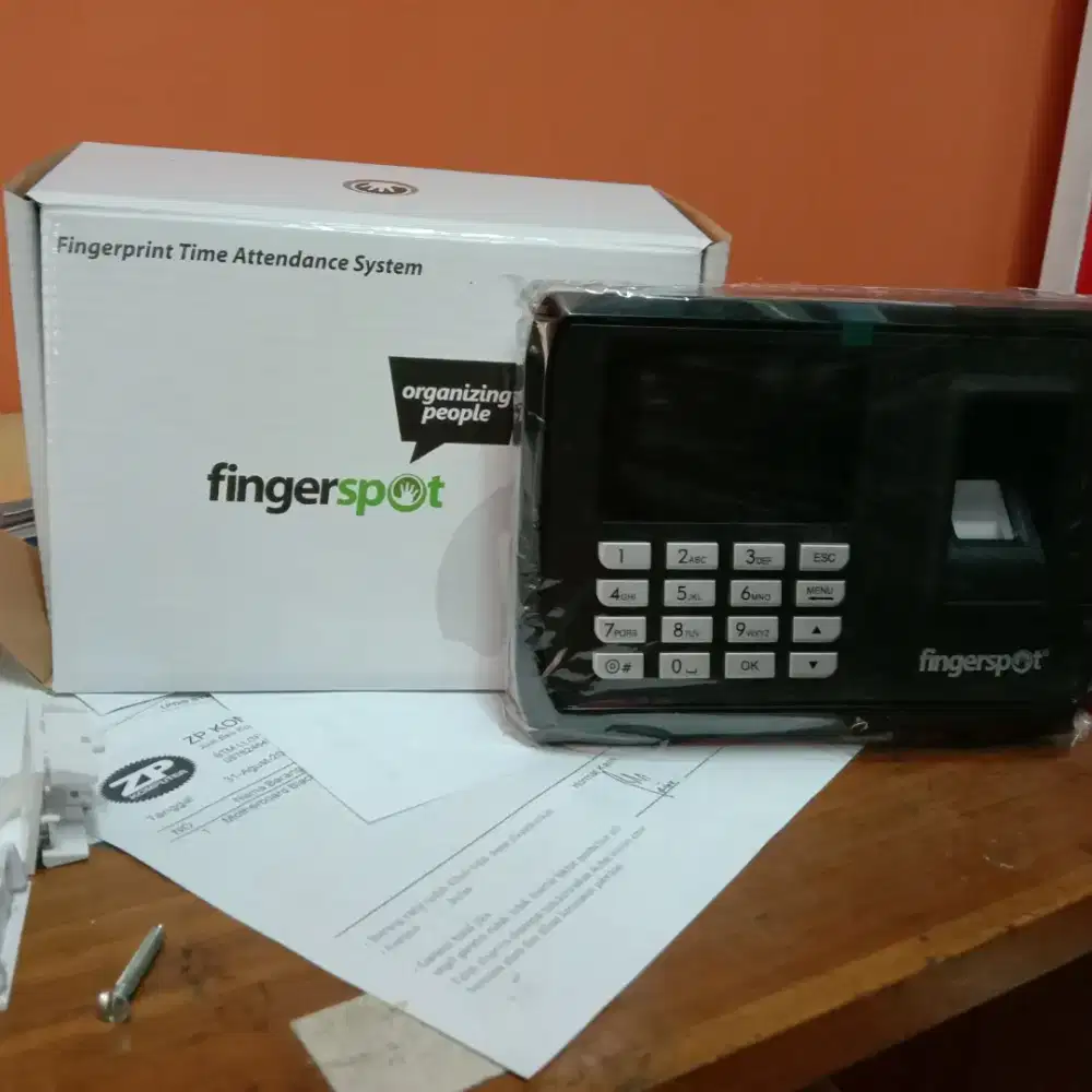 Mesin Absensi FingerSpot Revo Basic 230