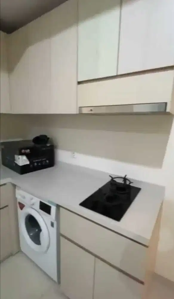 Disewakan 3 BR Apartemen Sedayu City Suites, Kelapa Gading e0083off