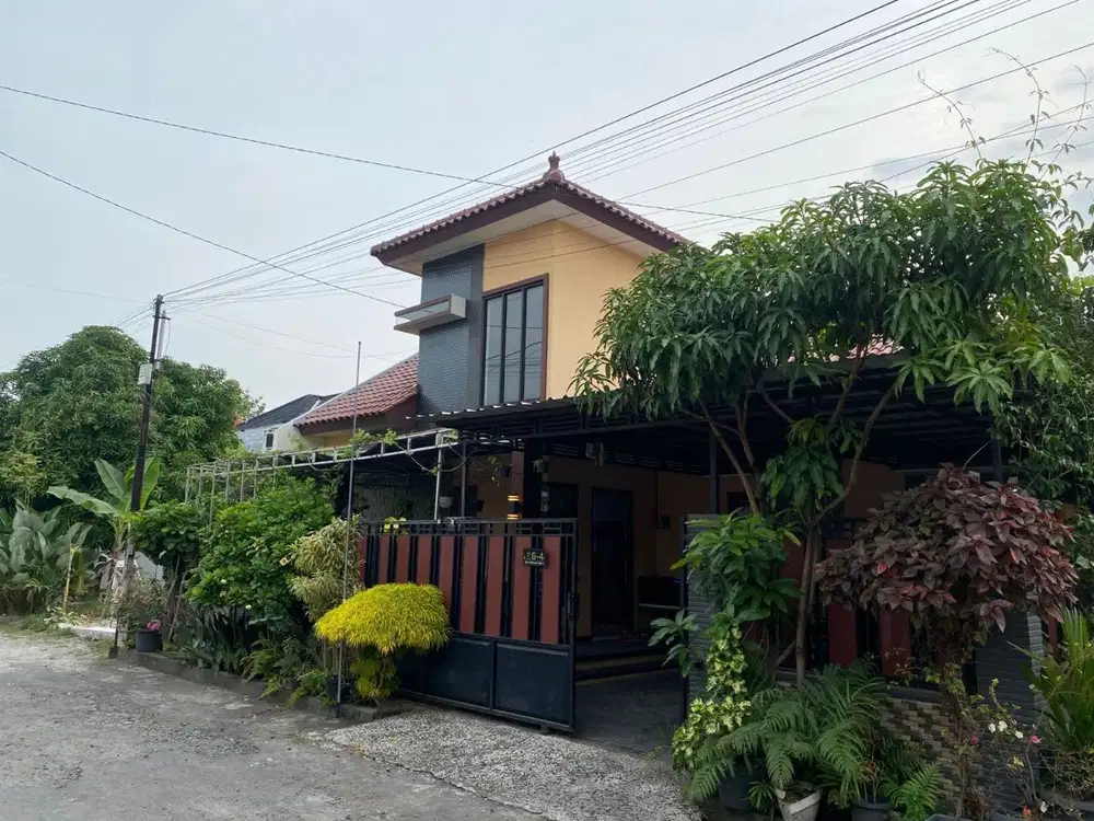 Rumah Bagus Strategis Dekat Bandara Solo di Colomadu