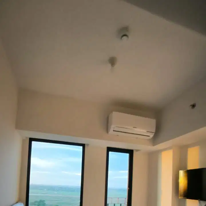 Disewakan apartemen osaka riverview pik2 studio furnish 9jt per thn