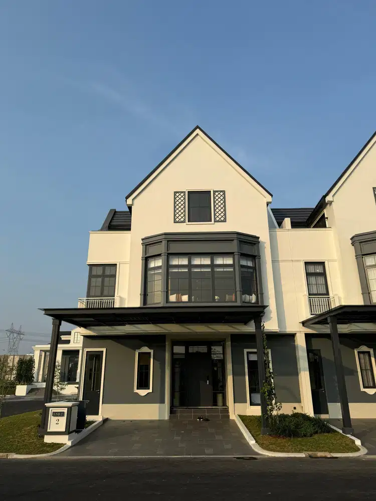 3 Min To Umn Rumah American Classic Louise Summarecon Gading Serpong