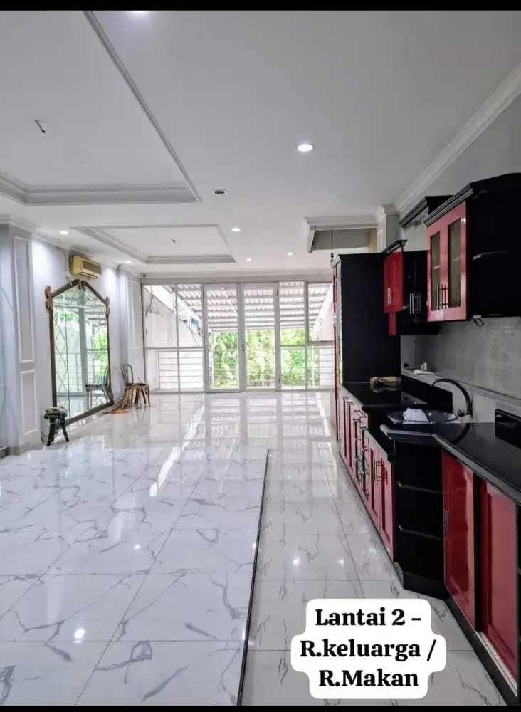 Ruko pluit jakarta  3.5 lantai bagus siap huni