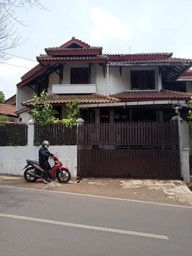 Dijual Cepat TerMurah Rumah Siap Huni Di Mainroad Cigadung Bandung