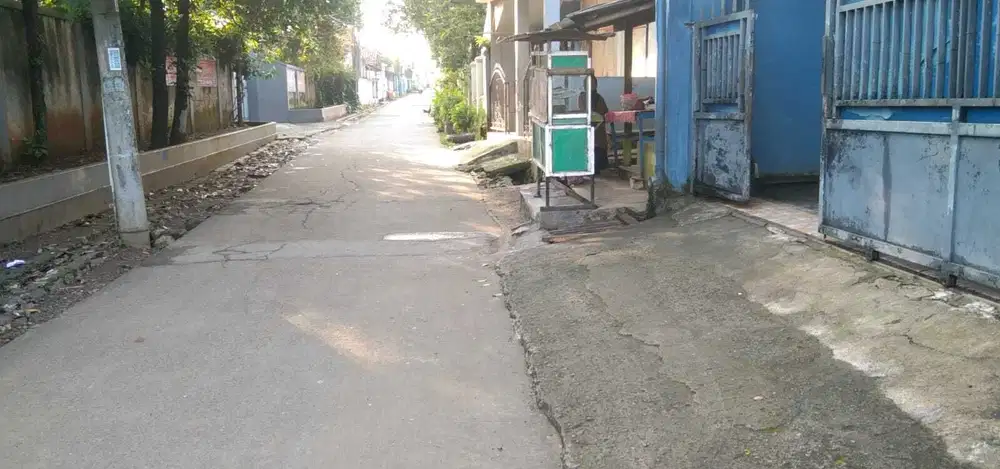 Di jual Tanah+Bangunan Rumah di Jln Nangsi Legok Tangerang Banten