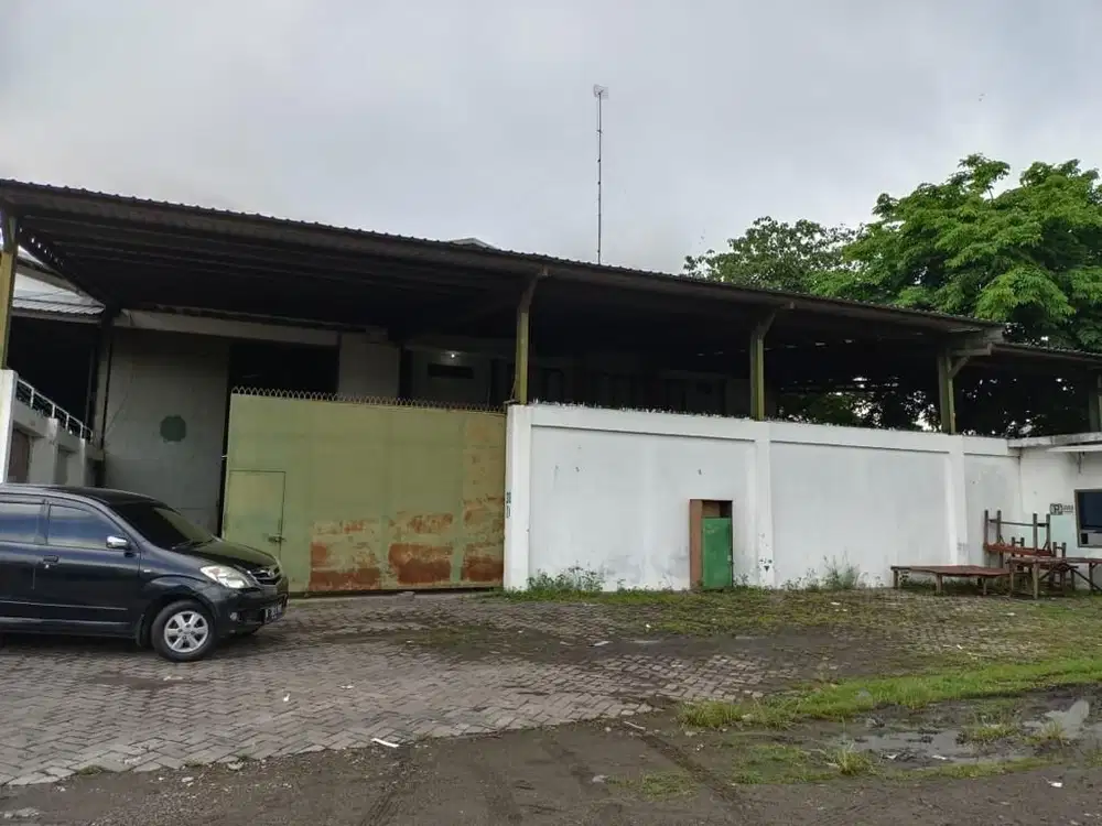 Tambak langon gudang siap pakai