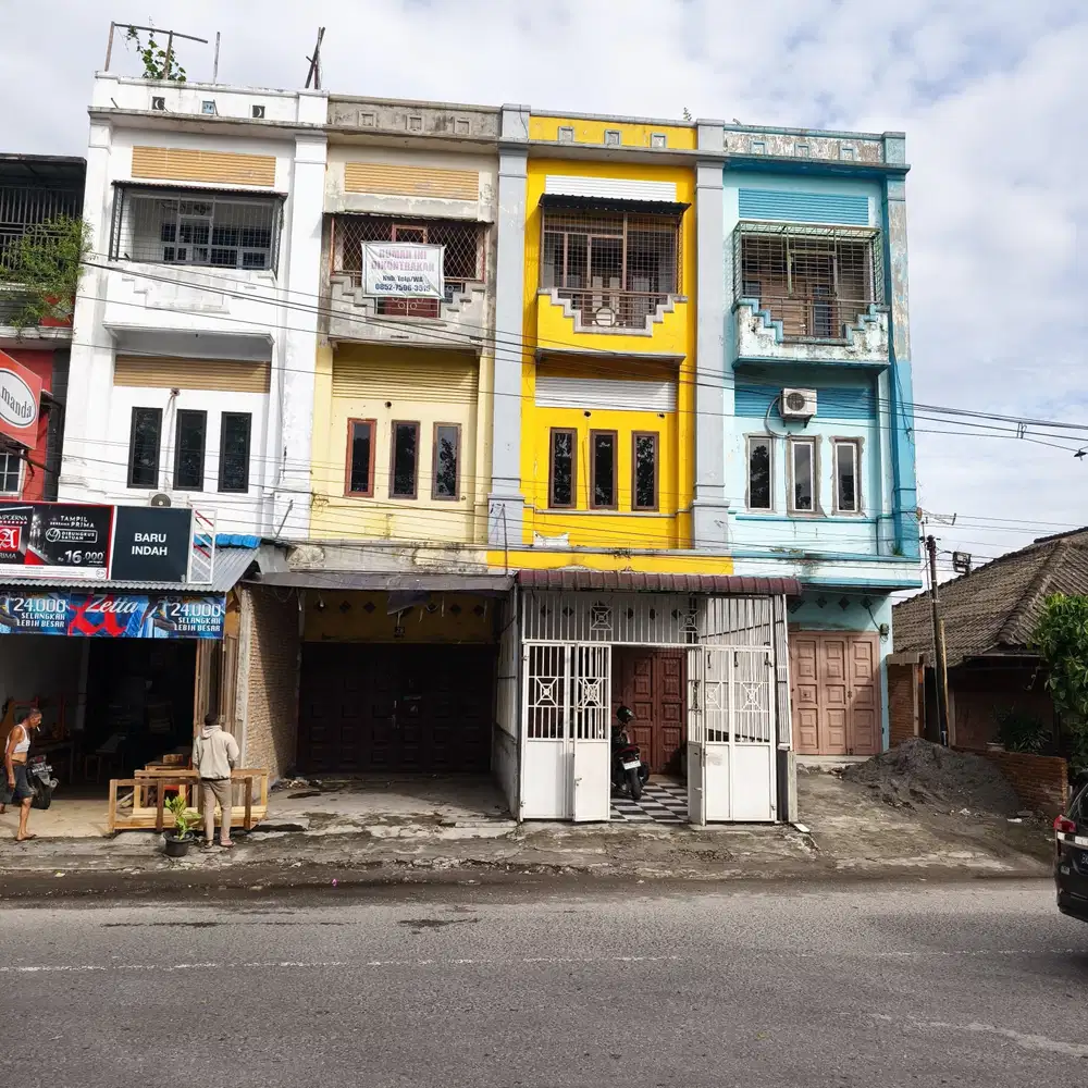 Ruko Strategis Pinggir Jalan Cocok Untuk Buka Usaha di Ringroad Medan