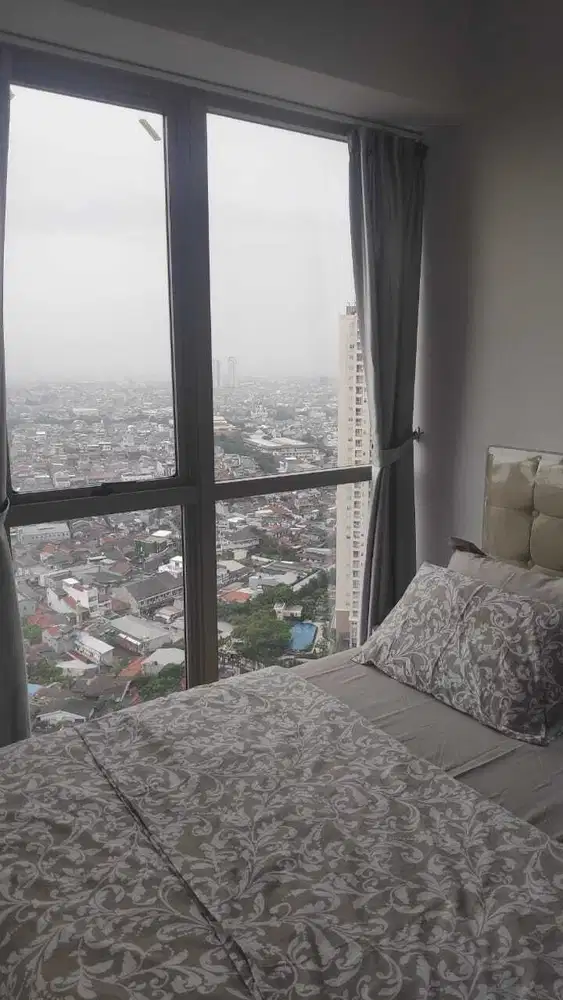 Disewakan Apartemen Taman Anggrek Residence 2 Bedroom