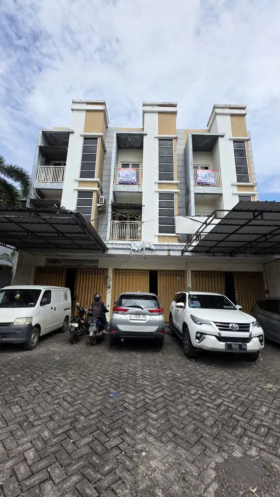 JUAL / SEWA : RUKO LONTAR ( DEKAT CITRALAND )