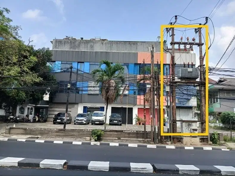 Sewa Ruko 3,5 Lantai ,Luas 224m2 di Pondok Pinang,  Kebayoran Lama