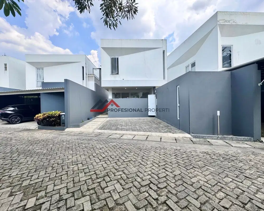Rumah Modern Minimalis Dalam Town House