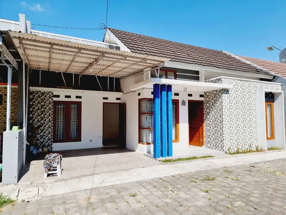 Rumah Cantik Nyaman 73m² Semi Furnish Di Cluster Karanganyar