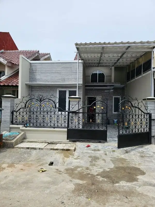 Rumah 1.5 lantai Bebas Banjir  Dekat Toll Banjar Wijaya Tangerang