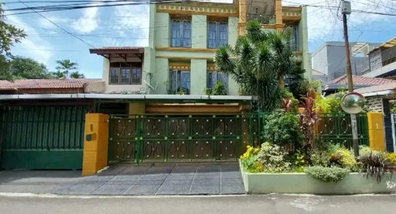 Gedung Hijau Pondok Indah