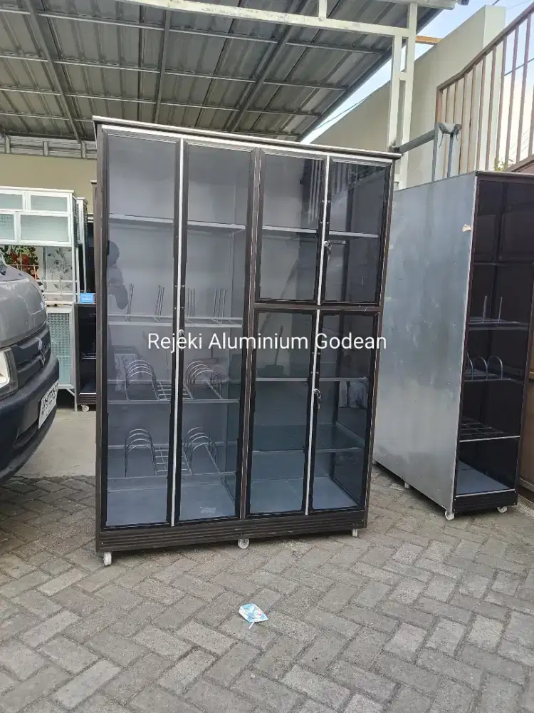 Rak piring Jumbo Roda