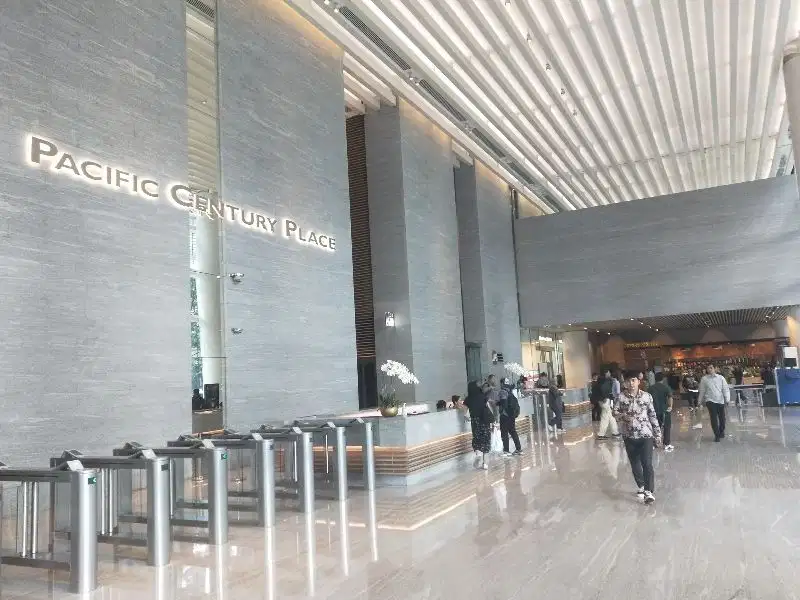 for rent office space scbd PACIFIC CENTURY PLACE