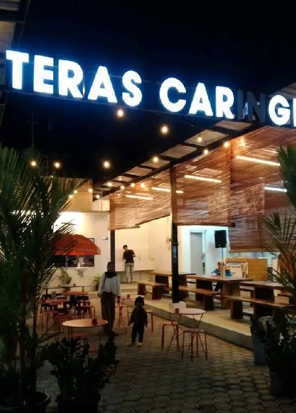 Bangunan eks cafe Lokasi ramai di Padalarang Ref.04866