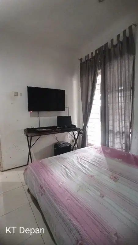 di jual rumah rumah depan taman posisi hook di permata Bintaro sek 9