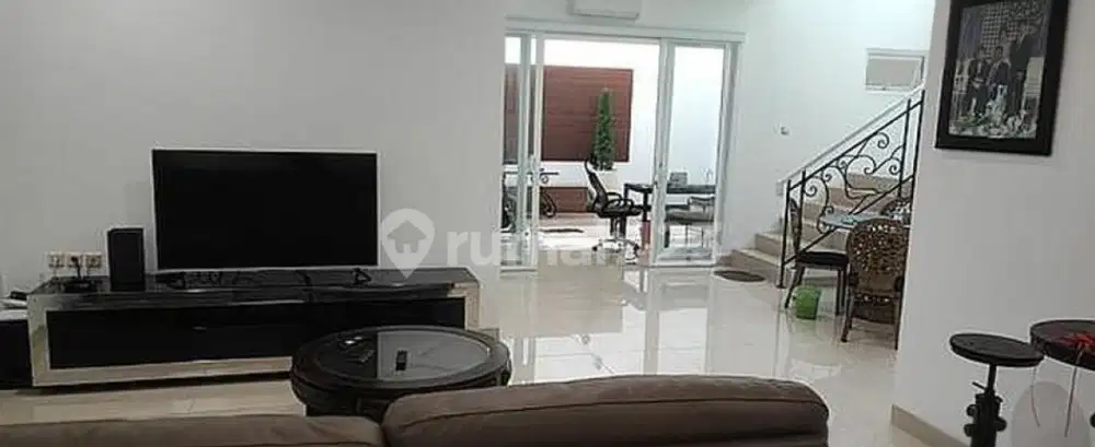 Dijual cepat barang langka The Golf Residence Modernland