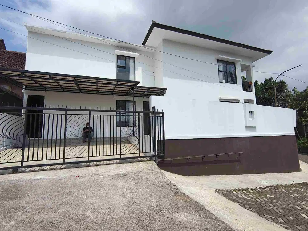 rumah dengan kolam renang bagus dijadikan sewa harian