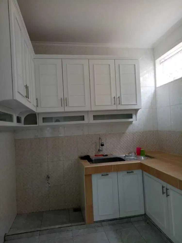 Dijual Rumah 2 Lantai Bagus di Taman Kopo Melati, Bandung