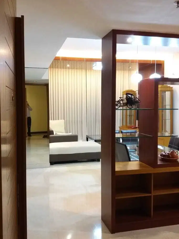 Di Jual : Apartemen Summit.  Tower Alpen