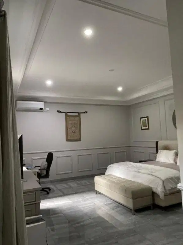 DIJUAL RUMAH 5+3 KAMAR JAKARTA SELATAN
