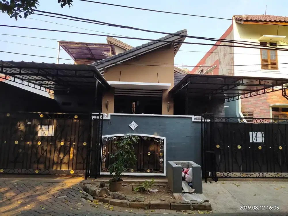 DIJUAL RUMAH LUAS DI PERUM ERAMAS 2000 CAKUNG PULOGEBANG JAKARTA TIMUR