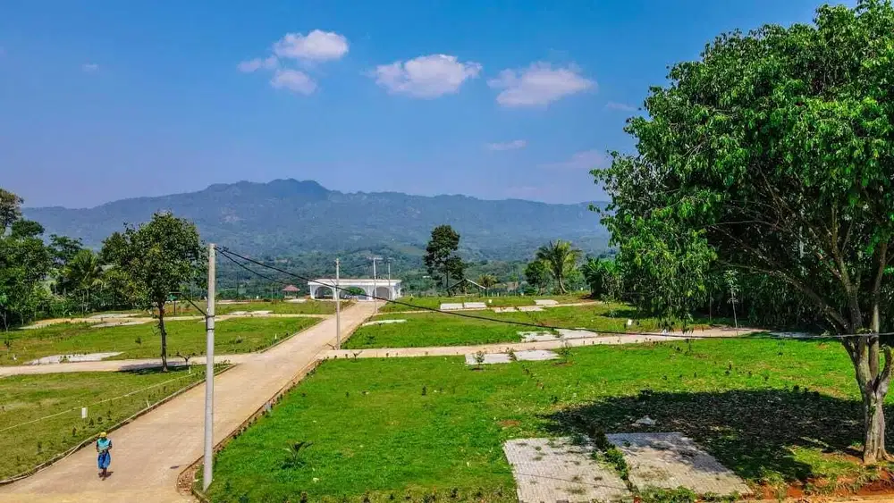 Tanah Kavling SHM Ada Kolam Renang View Indah Langsung Gunung dan Sawa