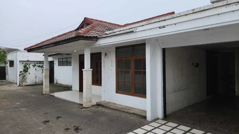 Rumah Lama Hitung Tanah Sariwangi Parongpong