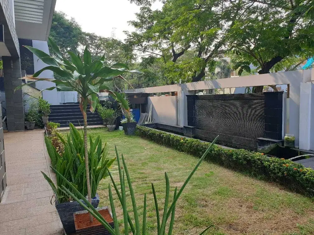 RUMAH SUPER MEWAH PIK1