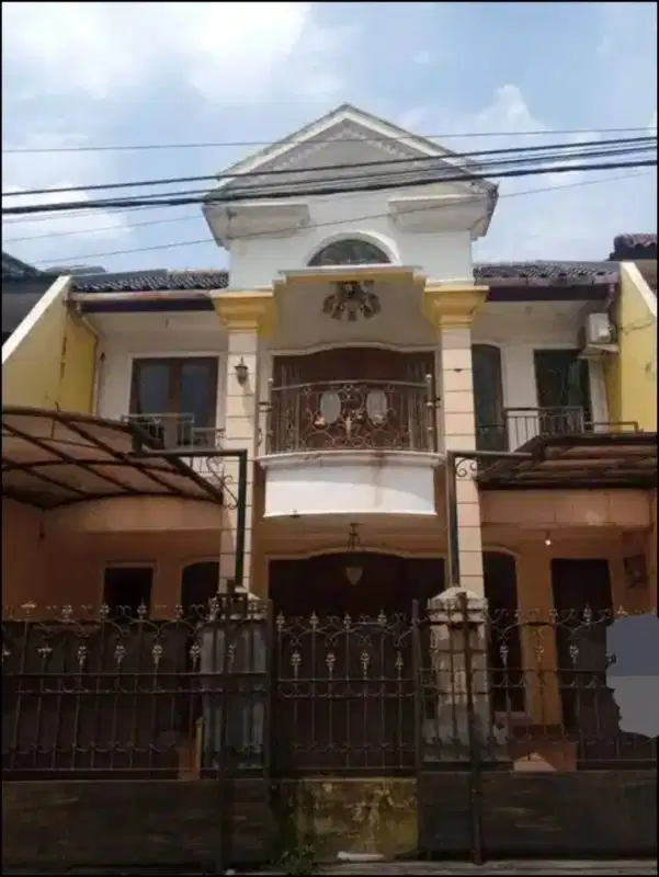 Rumah LT 120 Meter di Komplek Billymoon Pondok Kelapa