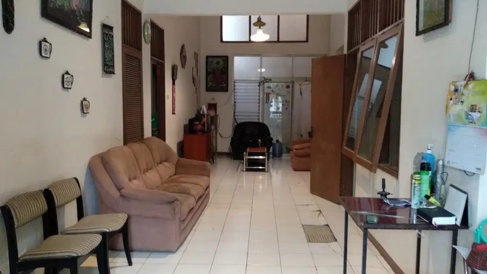 Dijual Rumah di Kemang Pratama