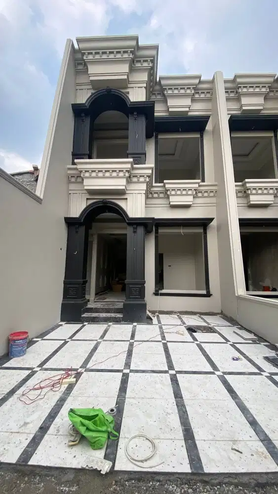 S849.Rumah 2lantai TERMURAH di Tengah Pusat Dp 0% di Sukmajaya Depok