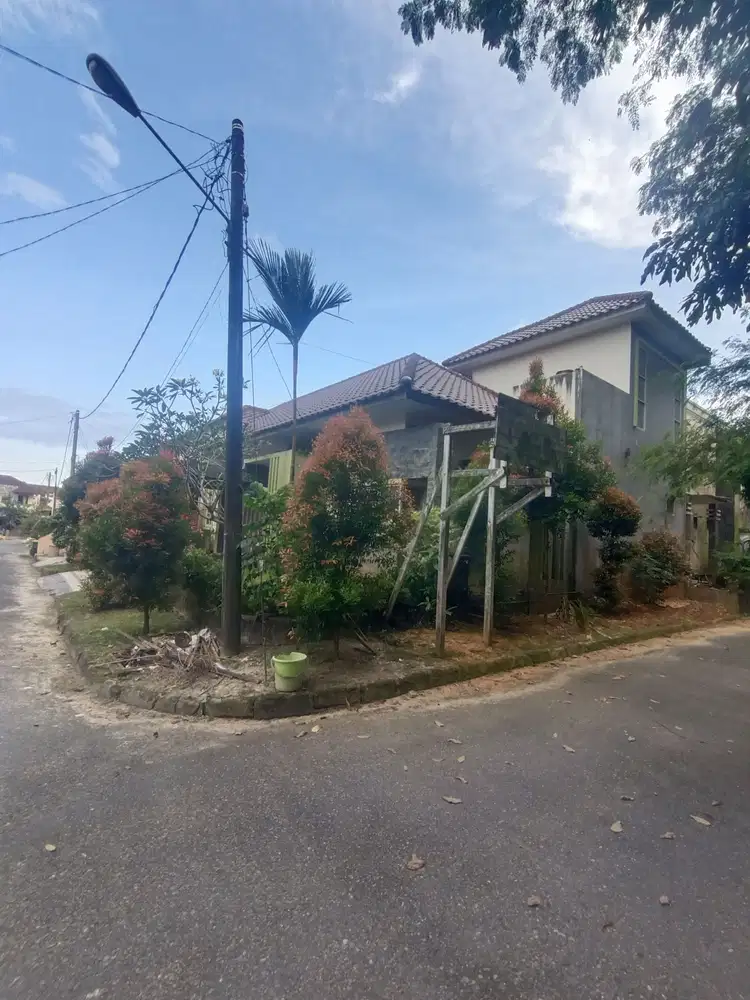 Dijual Rumah hook Wika