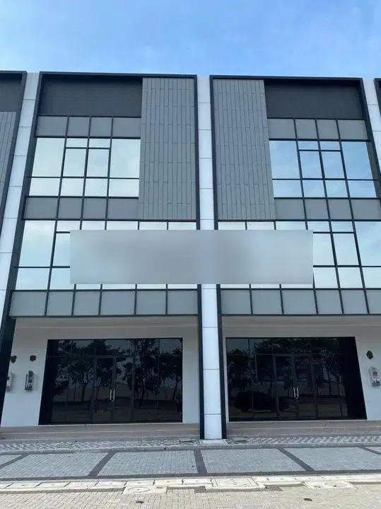 Disewakan Ruko Soho Orchard Boulevard PIK 2 8x18 Tiga Lantai