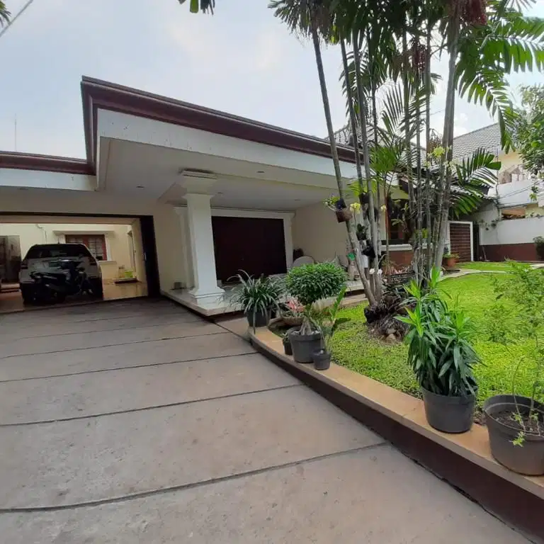 Jual Murah rumah lama Menteng ,Jakarta Pusat