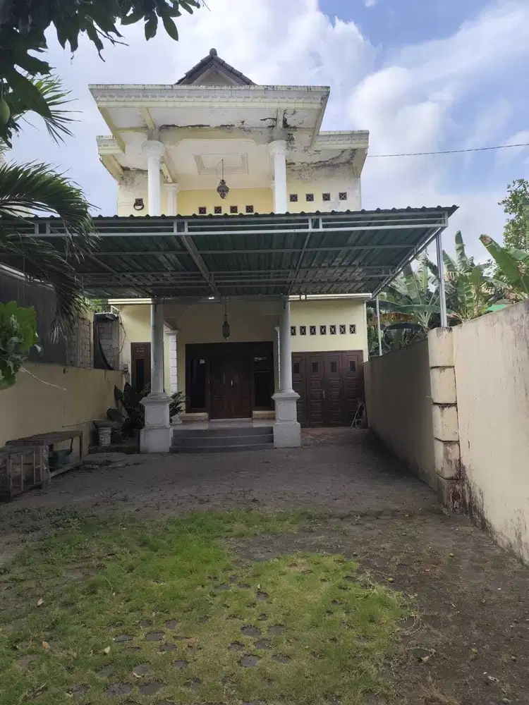 RUMAH 2 LANTAI MURAH STRATEGIS DI DAERAH MAGUWOHARJO SLEMAN YOGYA