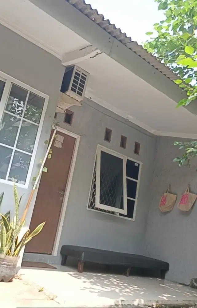 RUMAH nyaman siap Huni BintaronJaya sektor 3 dekat stasiun Toll