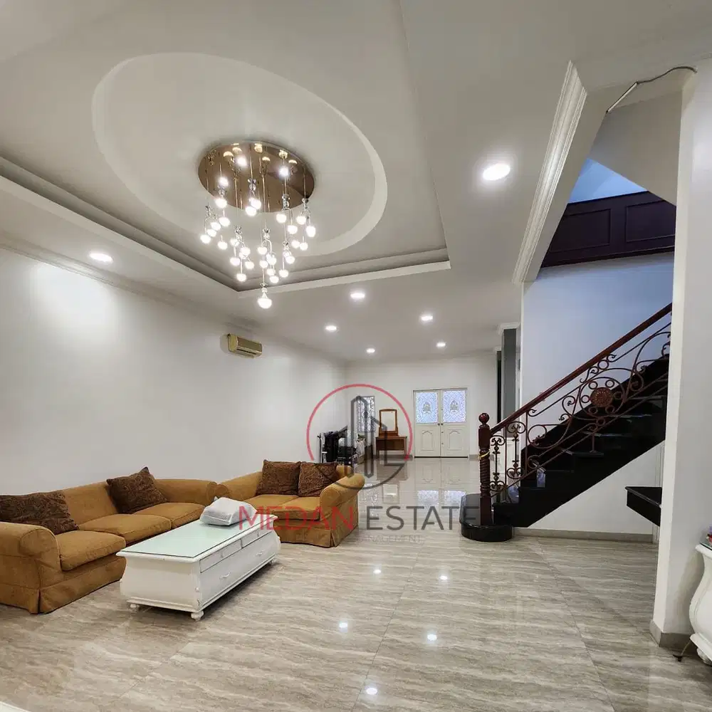Dijual! Villa Jl. P. Nyak Makam