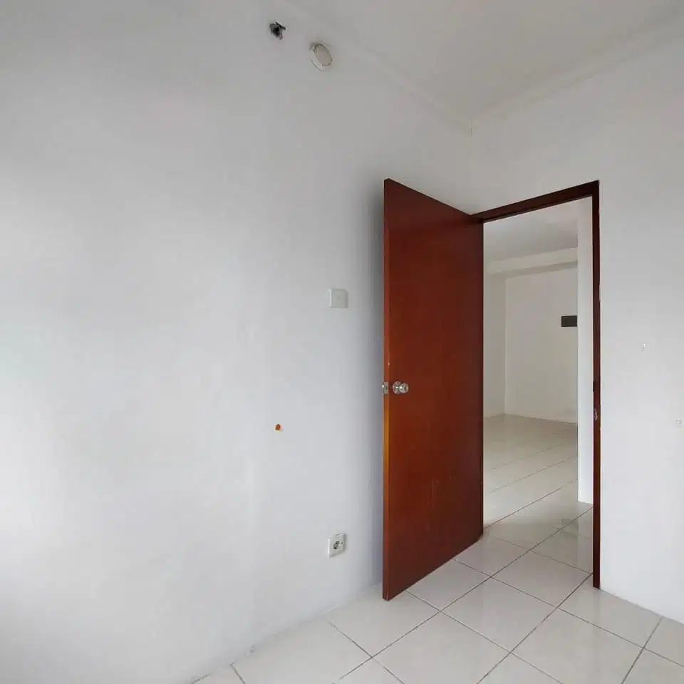 Disewakan tipe 2br unfurnish apt mediterania garden residence 2