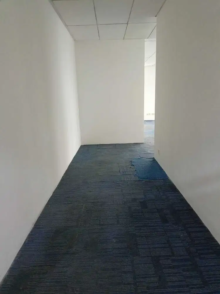SEWA KANTOR DI JAKARTA SELATAN MT HARYONO 85M2 BARE 140K NEGO