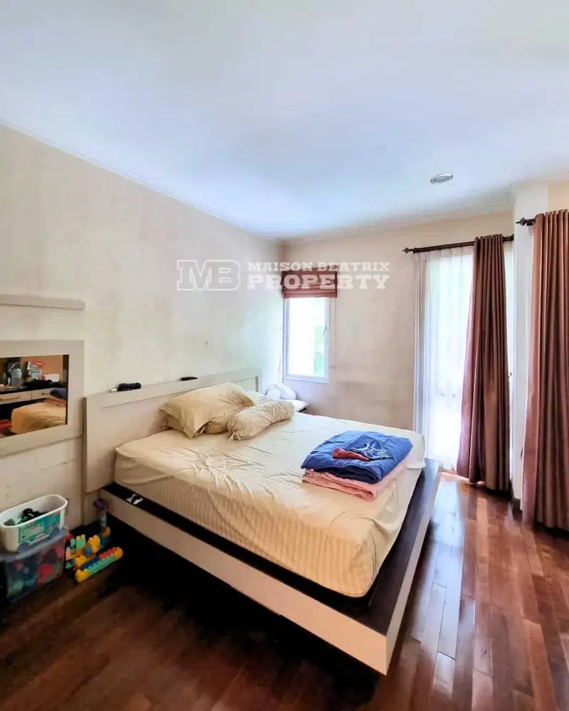 DIJUAL RUMAH LOKASI DEKAT TAMAN DELATINOS CLUSTER COSTARICA, BSD