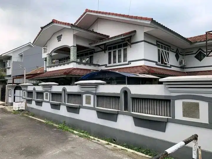 Best Price !! Rumah Mewah Turangga Bandung Kota